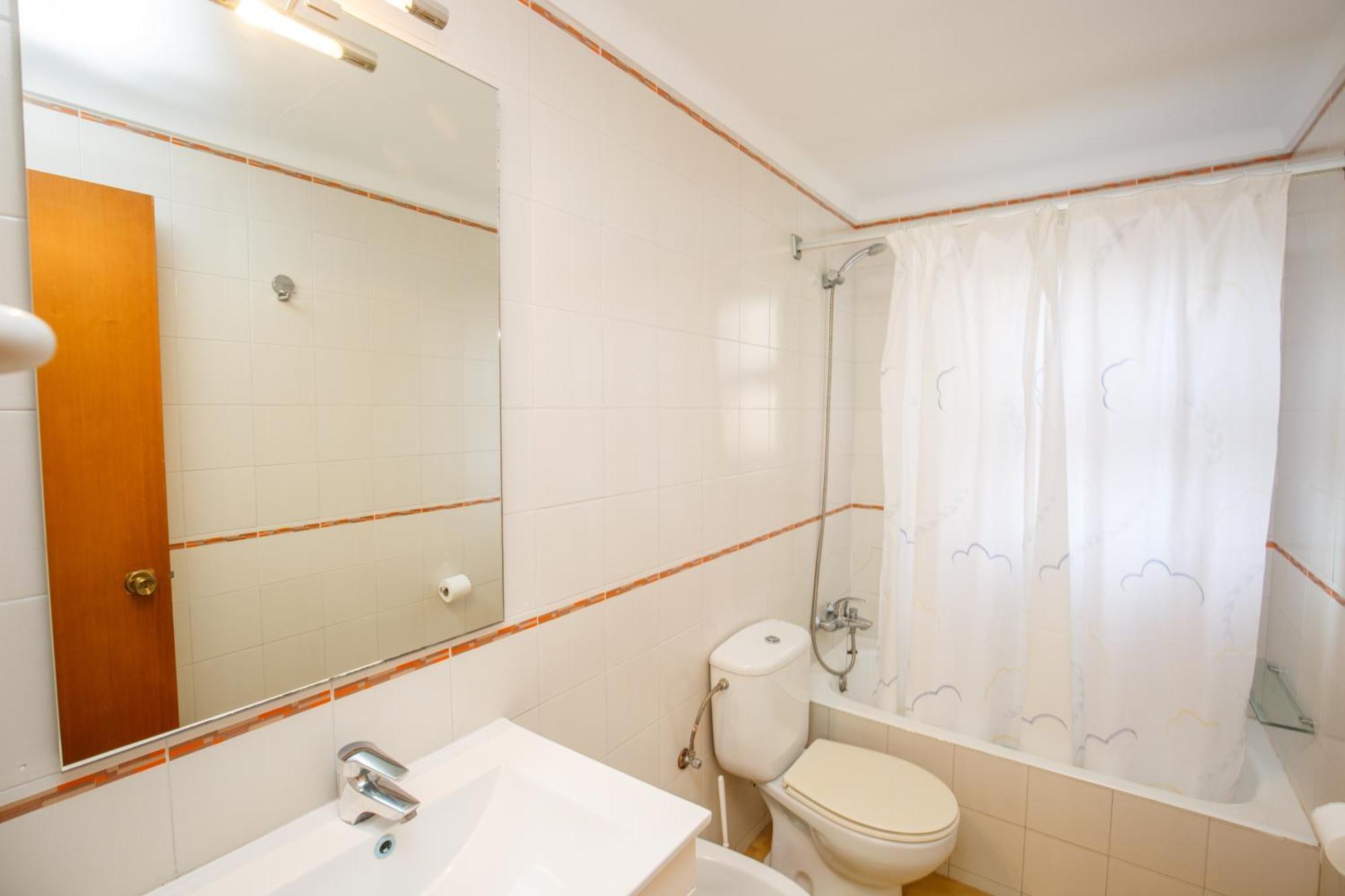 Isern Baix 2H Pals Ngoại thất bức ảnh